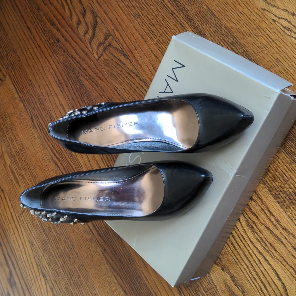 Marc Fisher Black Studded Platform Pumps 9.5 - Picture 2 of 8